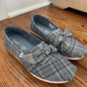 Toms shoes